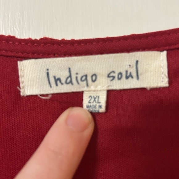 Indigo Soul Red Lace Paisley 3/4 Length Sleeve Lined Blouse 2X shark bite hem - Picture 2 of 8